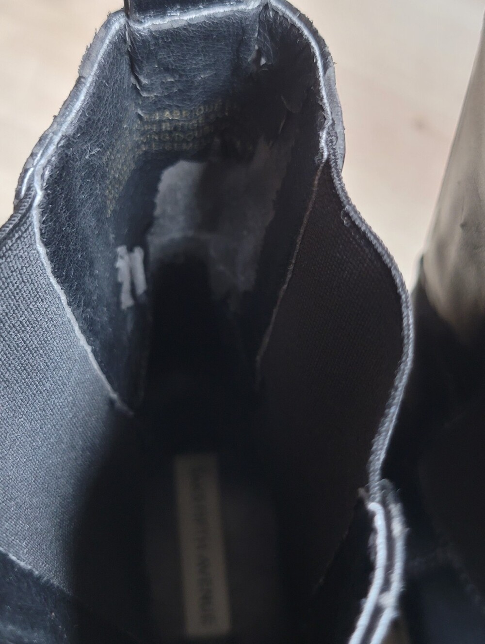 3 FOR $20 Saks Fifth Avenue Black Leather Chukka Boots with Studded Sole - Picture 8 of 10